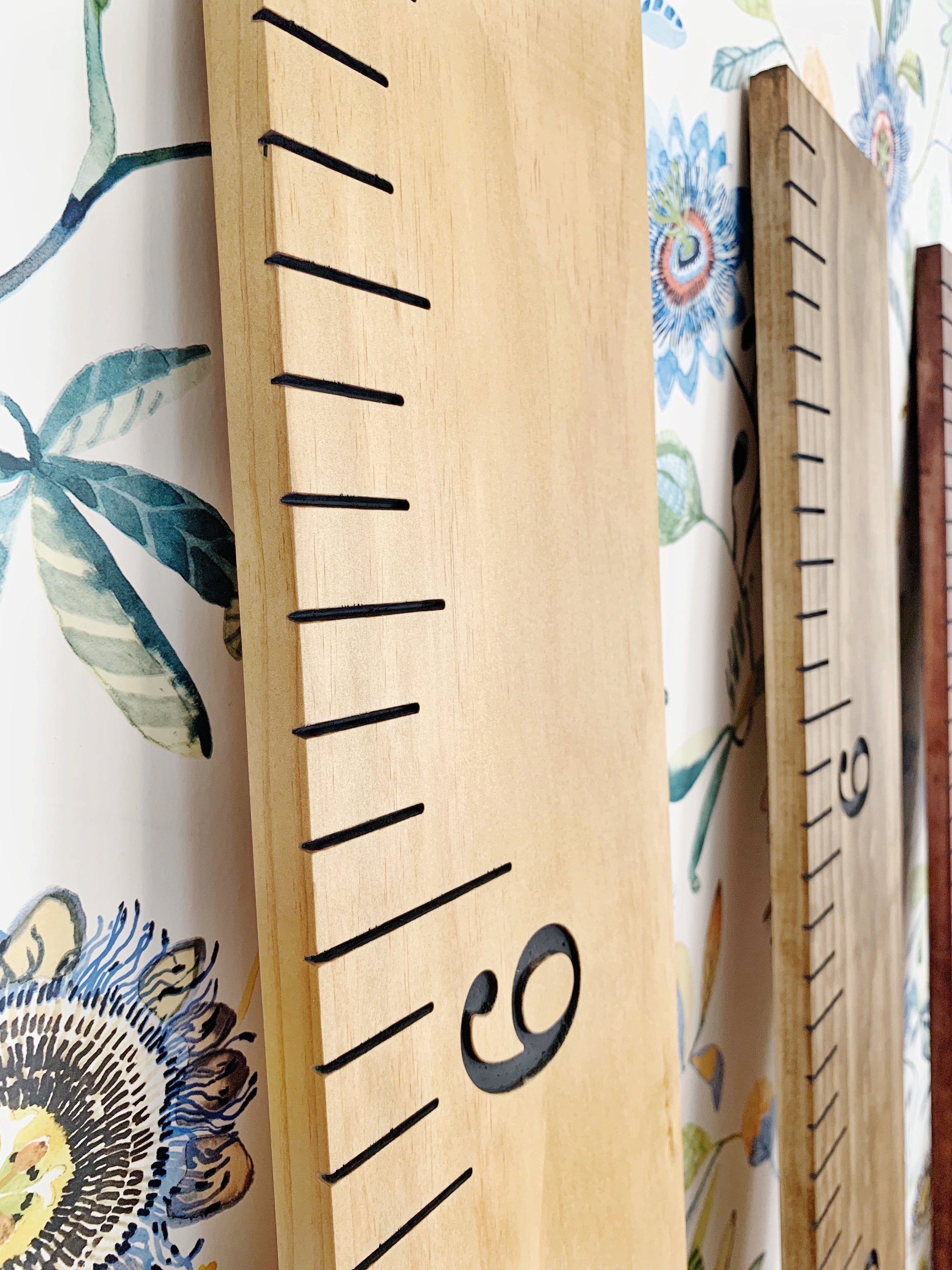 Engraved Growth Chart : Golden Oak - Half Pint Ink